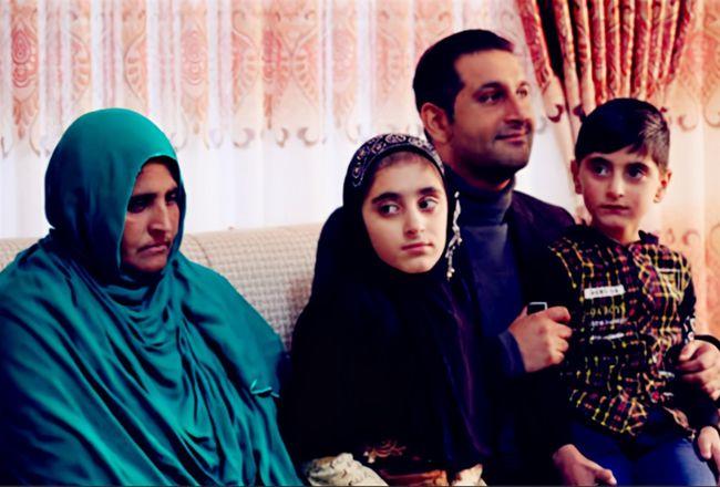 《寻找阿富汗少女》：追寻那深邃的心灵之眼