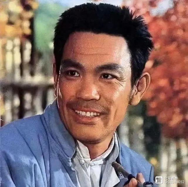 82岁著名演员赵尔康因新冠去世，曾被誉为“银幕硬汉” ，丧事一切从简
