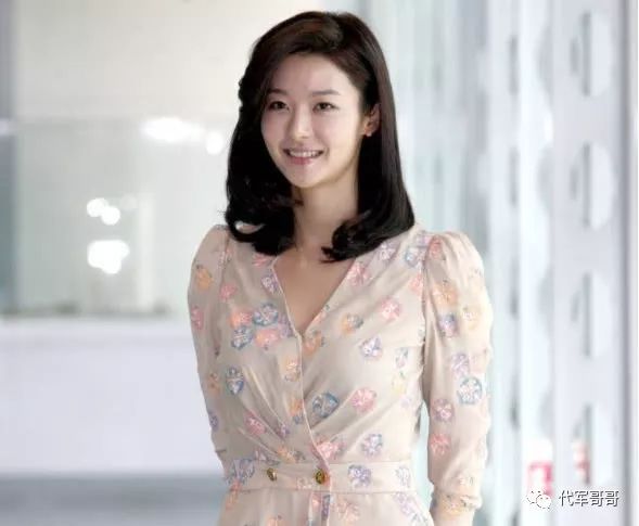 她演韩版《甄嬛传》成名，丈夫不幸被人刺死，如今45岁未再婚？