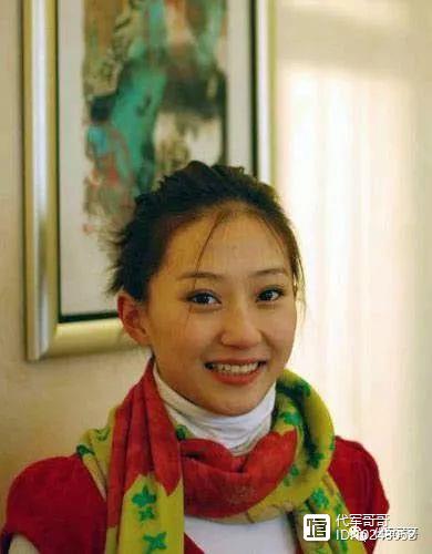 她演《乡村爱情》成名，嫁给赵本山弟子，如今34岁成人生赢家
