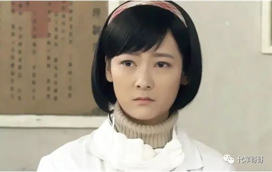 她演《独生子》成名，27岁嫁给黄磊学生，如今30岁婚姻很幸福