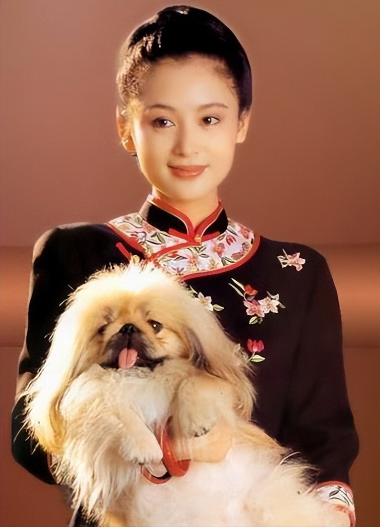 9位中国天然美女：没整容没打针，比网红脸耐看，自然老去也很美