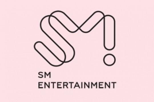 韩国SM娱乐公司为暴雨灾民捐款 救护受灾民众生活