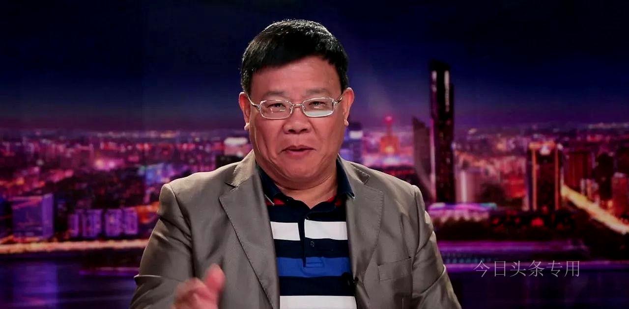 69岁的广州主持人陈扬，曾因语音犀利被“下课”，如今搞起直播