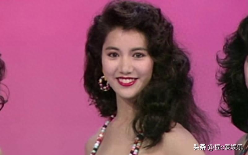 20岁迷倒赌王，罗兆辉对她一见钟情，却被张智霖独宠30年