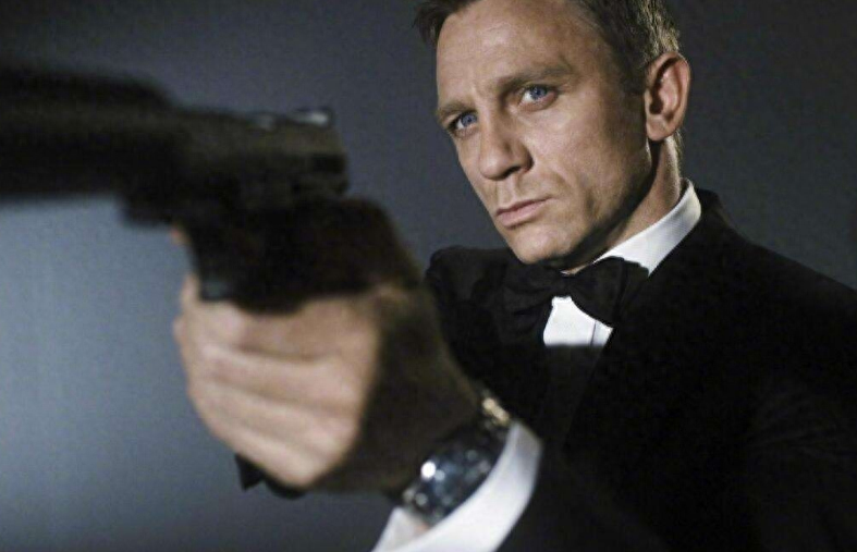 真实的“007”，原型远比电影要精彩，在女人和情报中激烈交锋