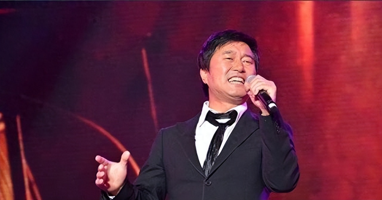 曾是草根明星，春晚爆红后抛弃妻女，和二婚妻子犯事双双入狱！