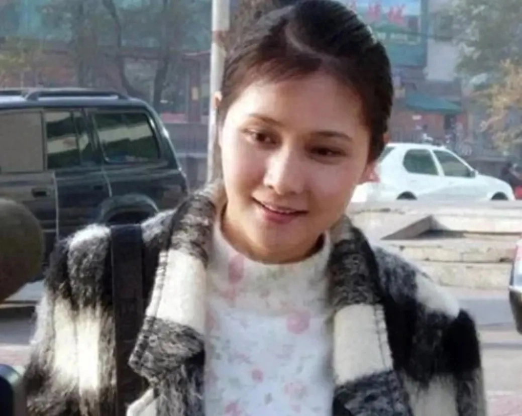 侯继林：与孙松结婚24年不生孩子不做饭，却被丈夫一家宠成宝