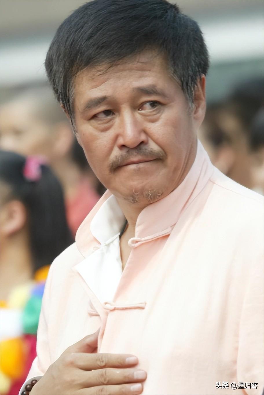 葛淑珍：从洗碗工逆袭百万富婆，离开前夫赵本山，才是人生的开始