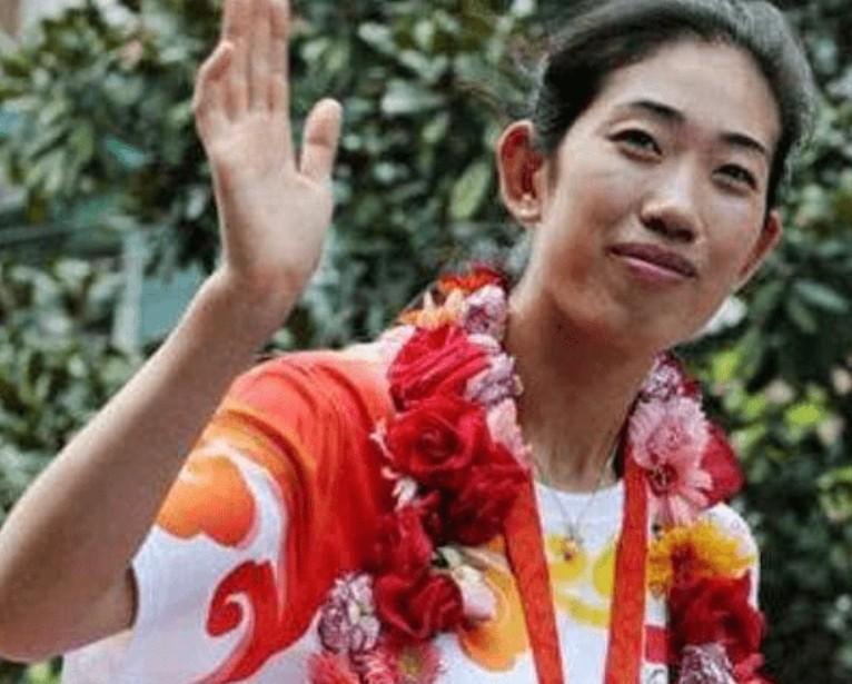 “儿子”是当红男星 女儿是奥运冠军，如今50多岁的她魅力依旧