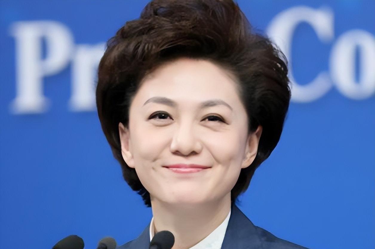 善恶终有报!嫁大11岁清华教授的主持人海霞，走上了人生康庄大道