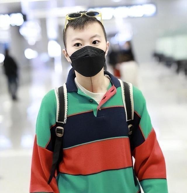 窦靖童快把妈妈王菲愁死了！26岁剃头秒变“三毛”，还能找对象不