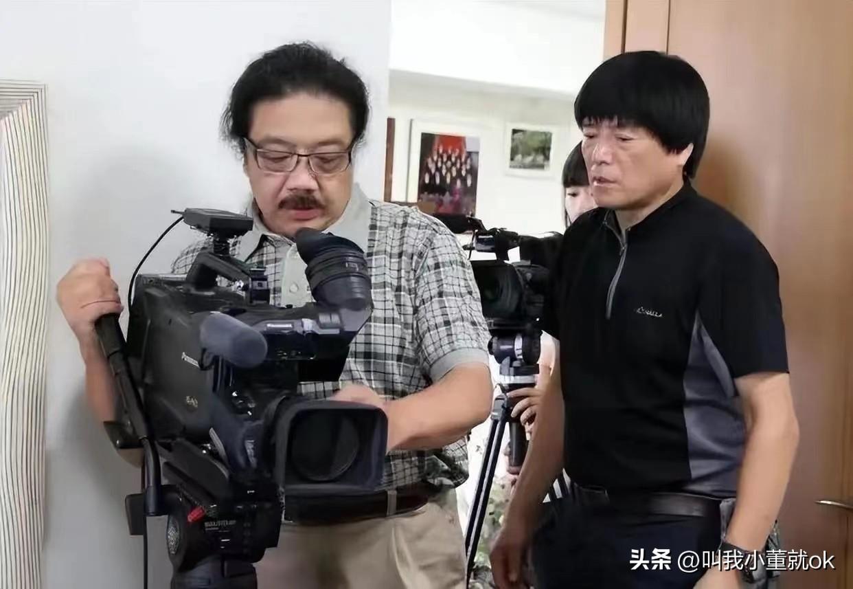 与导演丈夫分居15年，凭《人世间》大火，如今68岁无儿无女