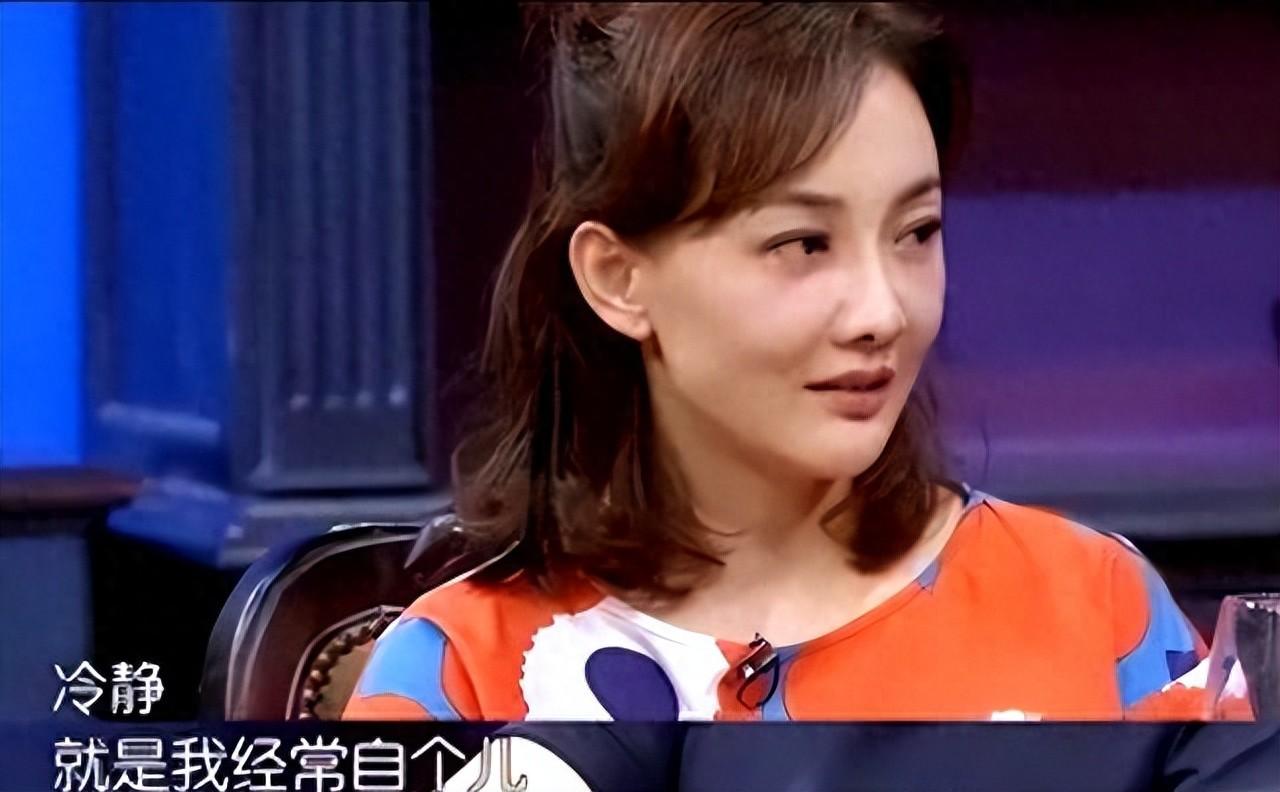 演员牛莉：结婚26年不做饭，连生3个孩子被丈夫一家宠成宝